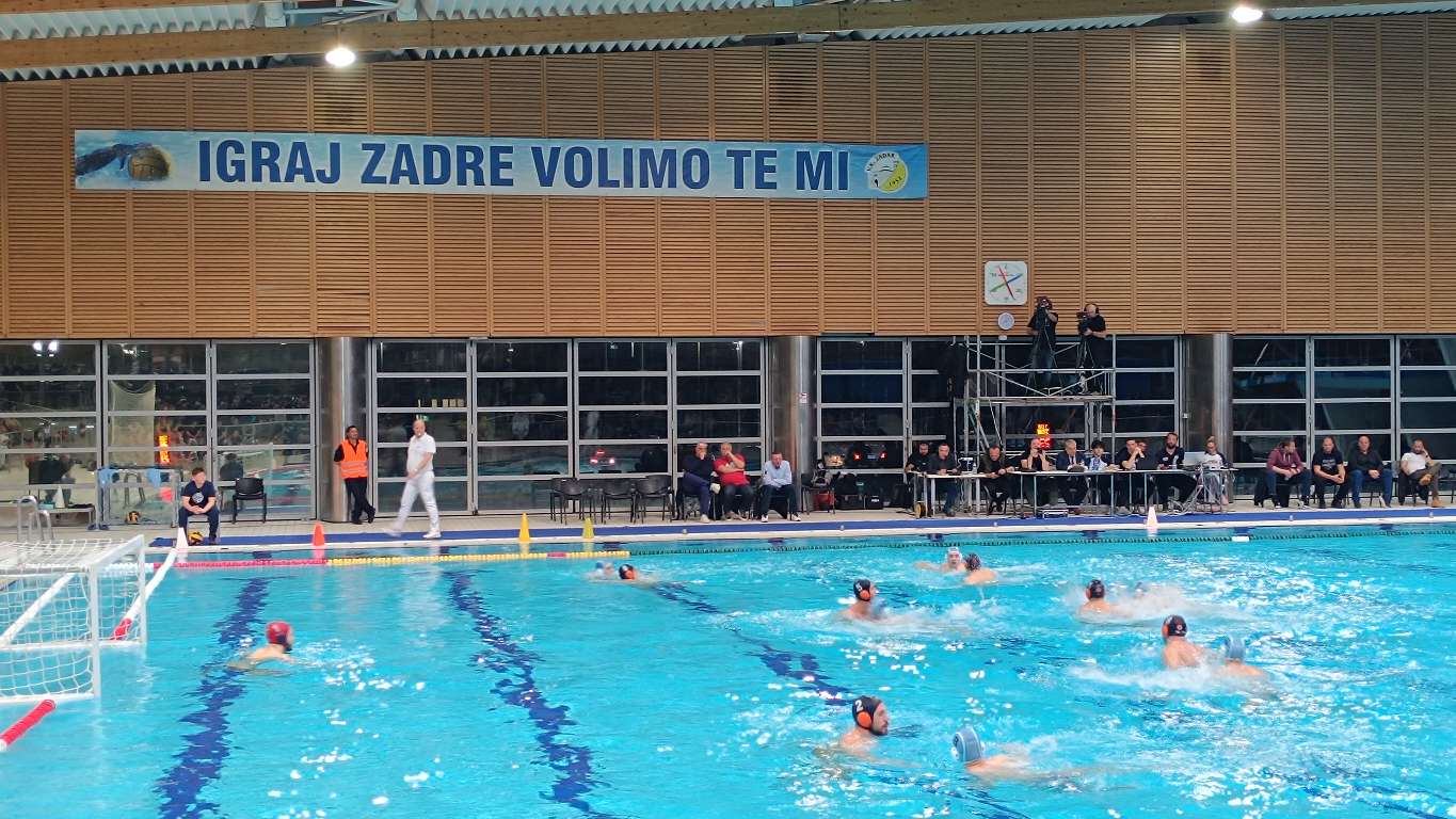 BORBA ZA PREMIJER LIGU Vaterpolisti Zadra 1952 izgubili od Solarisa. Uzvrat za tjedan dana u Šibeniku
