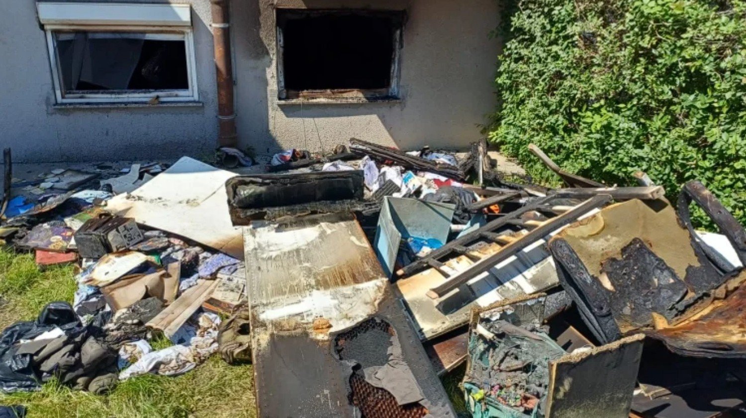 POŽAR NA MELADI Obitelj ostala bez doma, mole za pomoć