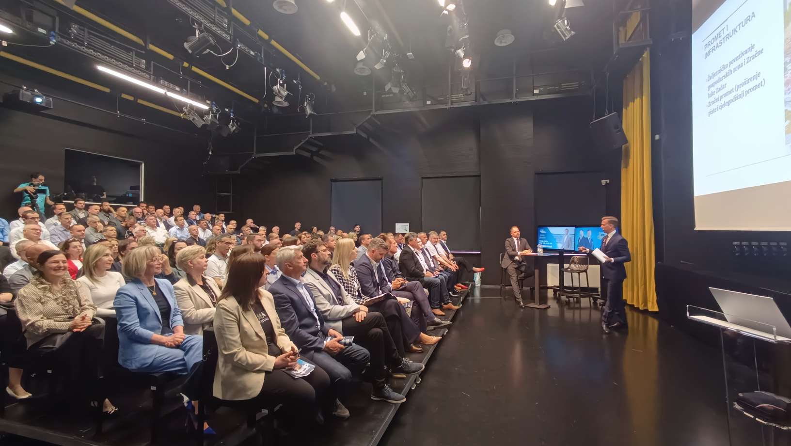 "DOKAŽIMO DJELIMA" HDZ-ovi kandidati za župana i dožupana Josip Bilaver i Robertino Dujela predstavili izborni program