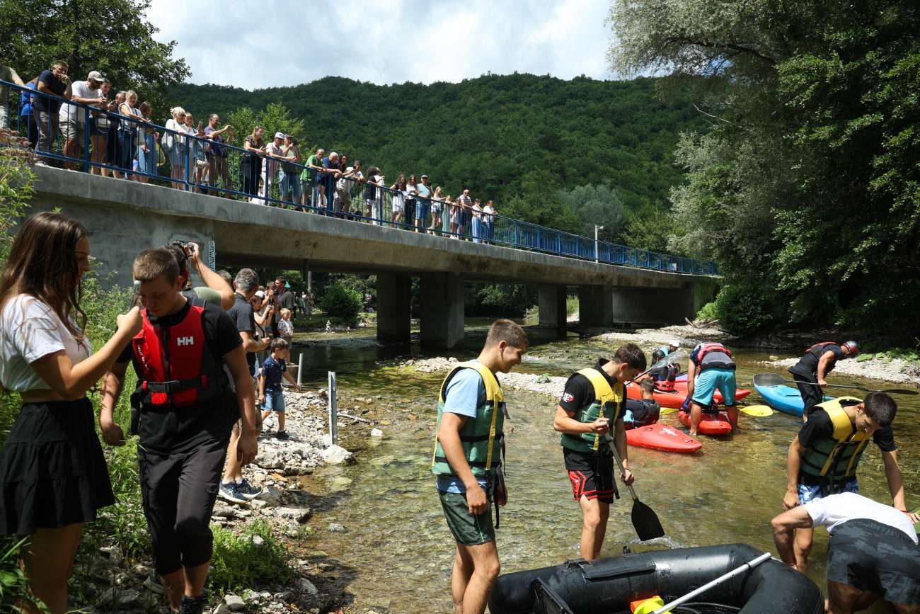 Povijesni start Unske regate: Plavo-zelena ljepotica spojila Zadarsku županiju i Unsko-sanski kanton