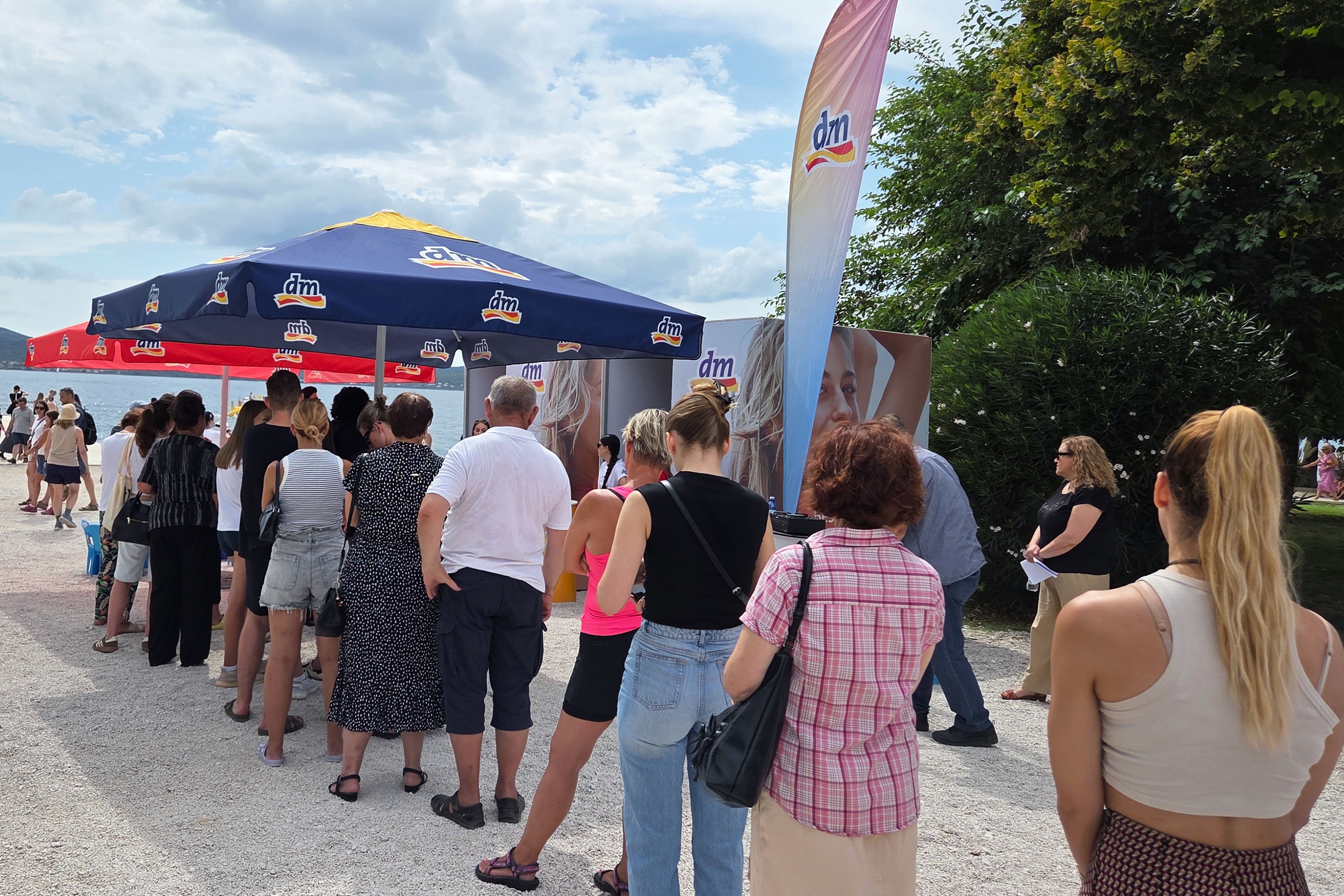 Inicijativa dm-a „Zaštiti se... i uživaj na suncu“ Šest dermatologa u Zadru pregledalo 191 osobu, 26 uputili na daljnje pretrage