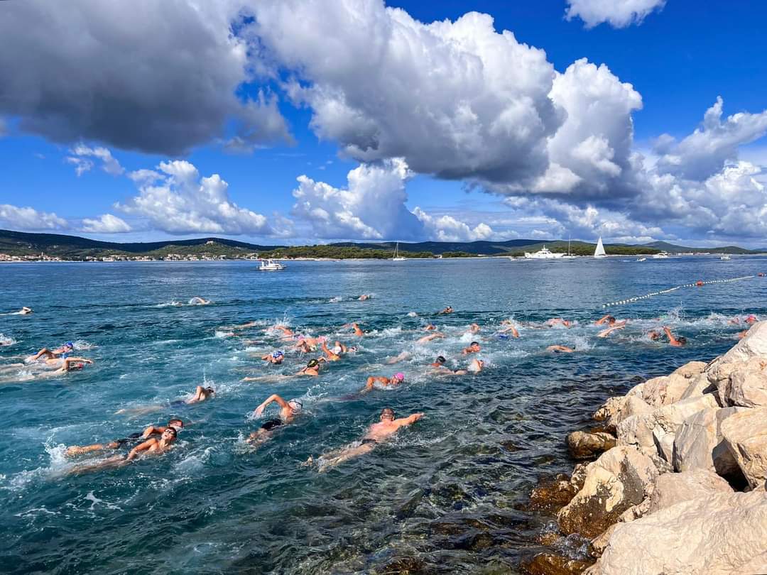VELIKI SPORTSKI VIKEND U BIOGRADU 20. plivački maraton i 14. memorijala utrka Dino Eškinja