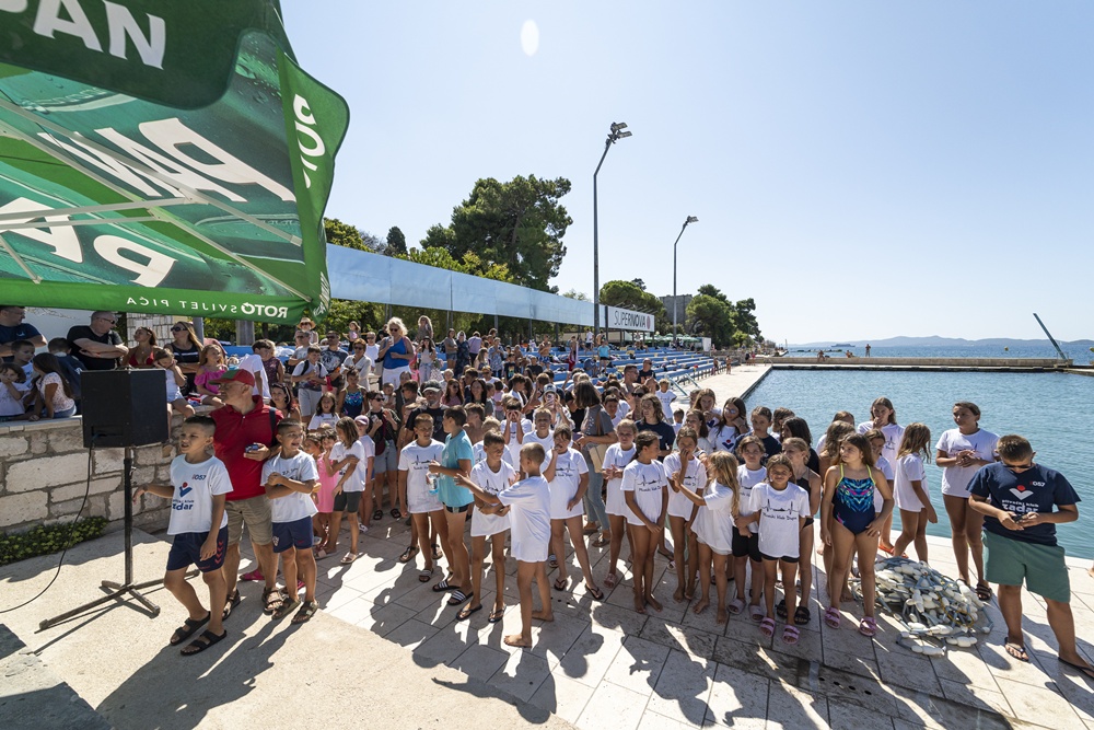 Održano tradicionalno ljetno Županijsko prvenstvo u plivanju na bazenu Kolovare - PK Zadar osvojio čak 65 medalja