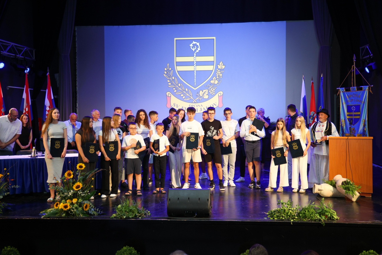 Svečana proslava u Sv. Filipu i Jakovu: Ulaganja u ljude temelj su budućnosti