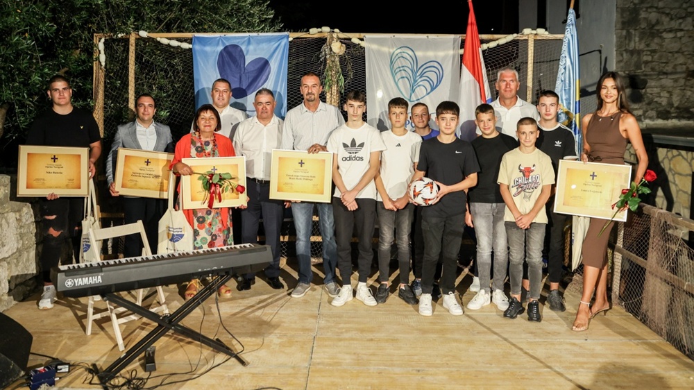 Nastavljaju se projekti u Općini Novigrad: Pridraga će dobiti športski dvoranu, a u Novigradu se nadograđuje škola