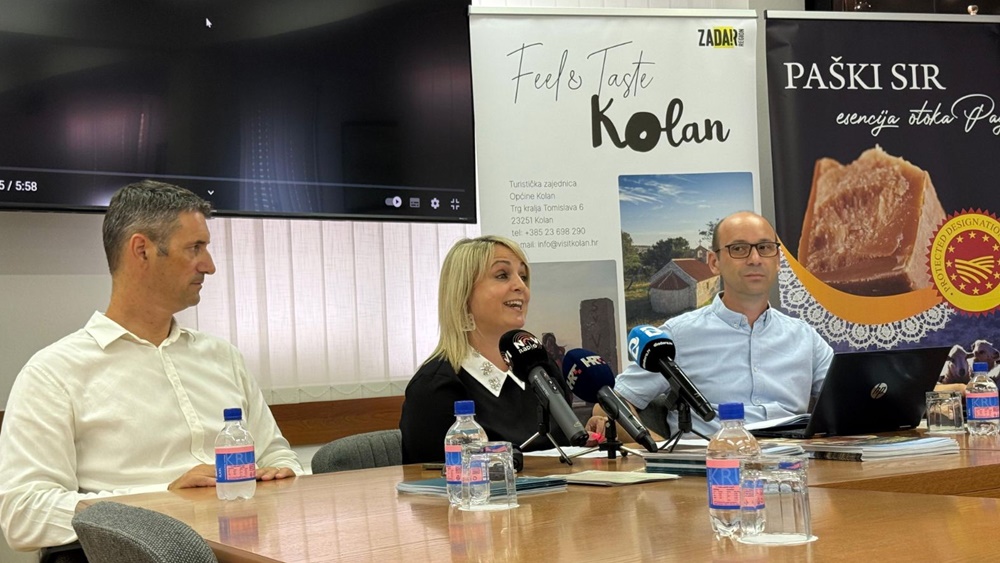 FEŠTA OD SIRA Paška delicija ponovno u središtu pozornosti, stižu i gosti iz inozemstva