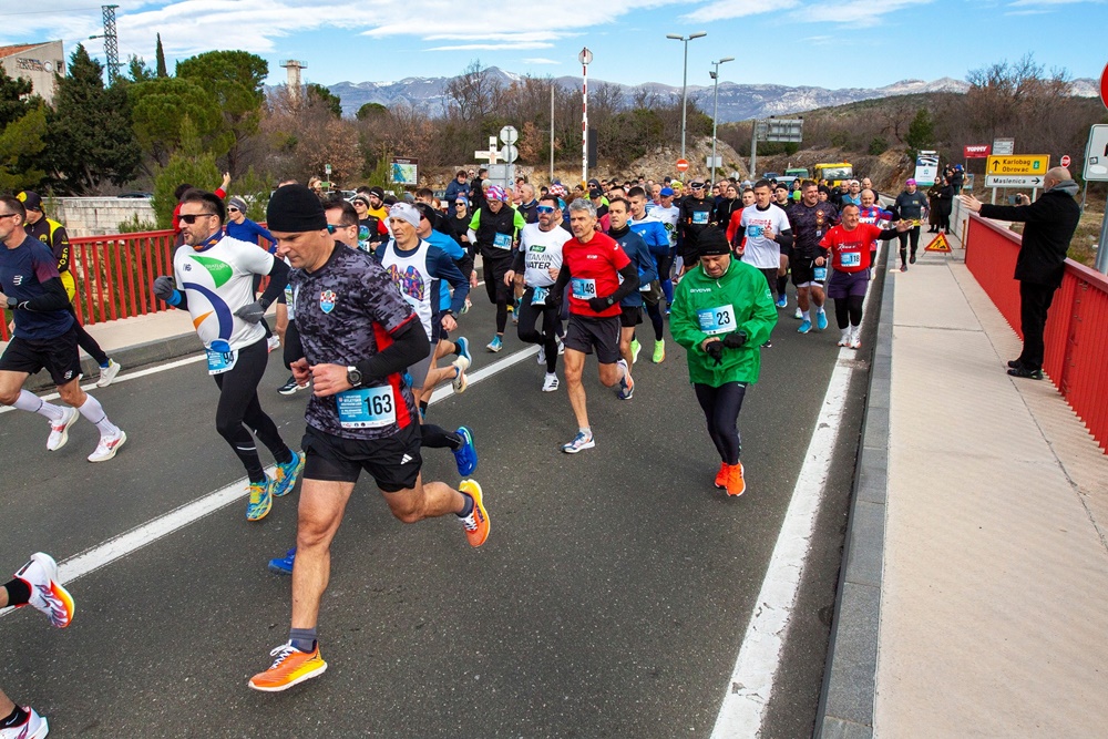DA SE NE ZABORAVI Rekordan broj trkača na polumaratonu Maslenica 2026