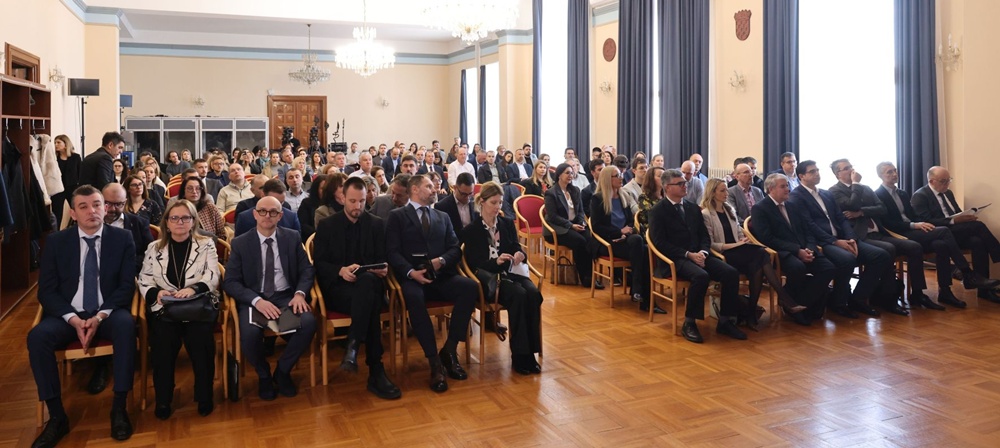 ZADAR POSTAJE SREDIŠTE Hrvatska predvodi regiju u strateški važnom europskom projektu za očuvanje mora, voda i razvoj inovacija