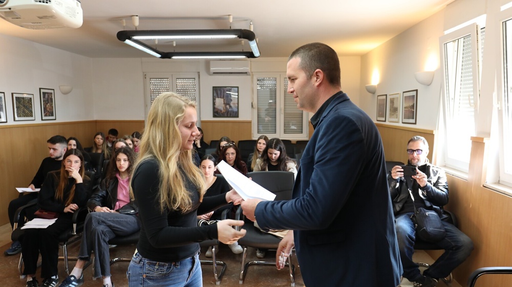 NIKAD VIŠE STUDENATA I NIKAD VEĆI IZNOS STIPENDIJA Ukupno će virski studenti dobiti 72.000 eura