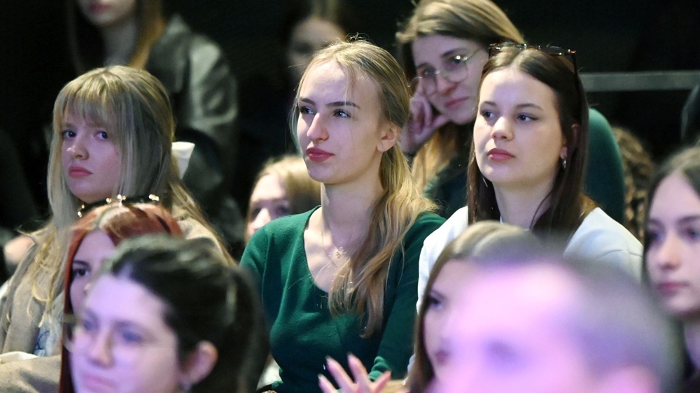 POLIVALENTNA DVORANA KNEŽEVE PALAČE Održana panel rasorava „Mentalno zdravlje djece i mladih“