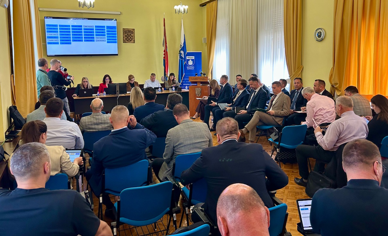 ŽUPANIJSKA SKUPŠTINA Marjana Botić u fokus stavila spremnike goriva i azil i zatražila novu procjenu utjecaja na okoliš i zasjenjenje