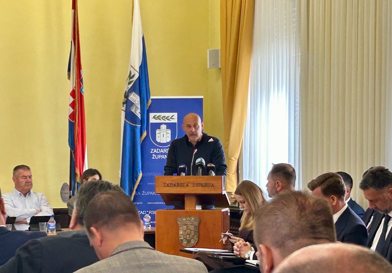 Marko Pupić Bakrač: ”Životom garantiram da Savez i nogometni klubovi u Zadru i županiji ne rade u skladu sa zakonom i pozivam državnu odvjetnicu da ih istraži!”