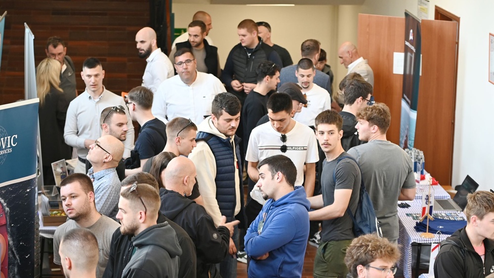 POMORSKI ODJEL SVEUČILIŠTA U ZADRU Održan Dan karijera, poslodavci iz pomorskog sektora predstavili se studentima nautike i brodostrojarstva