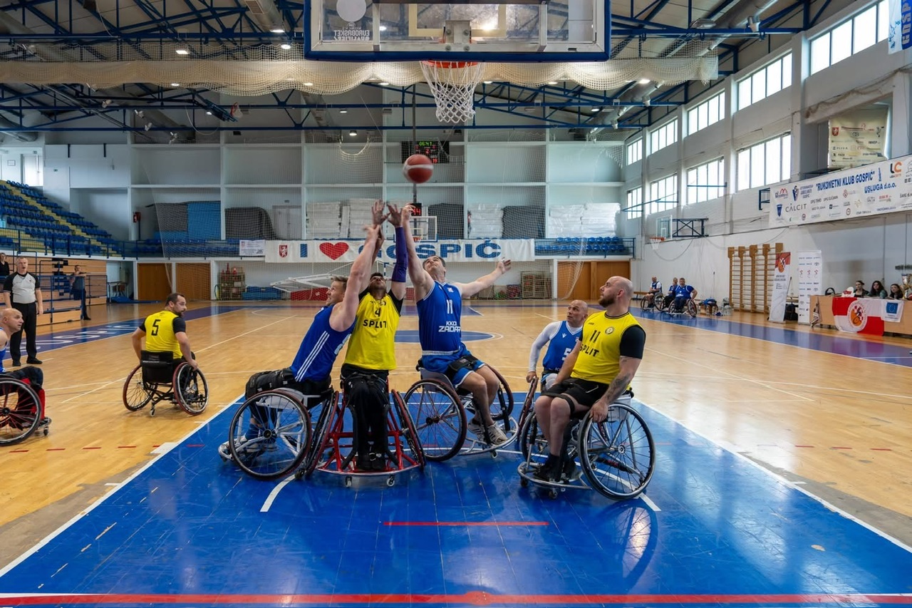 KKOI Zadar do srebra u Gospiću: Nakon velike borbe finale Kupa Dubravka Ciliga pripalo Splitu