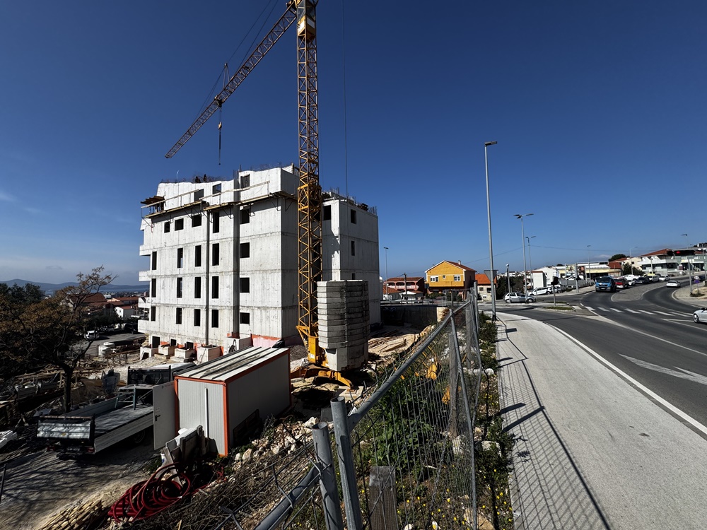 Radeta: “Projekt financiran EU novcem koristi se za pristup privatnoj zgradi Zdravka Livakovića”